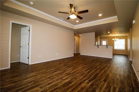 2113 Cedar Cir, Gentry, AR 72734 photo 3