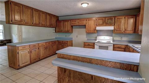 1902 N Thrush St, Springdale, AR 72764 photo 10