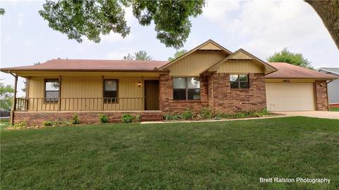 1902 N Thrush St, Springdale, AR 72764 photo 1