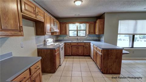 1902 N Thrush St, Springdale, AR 72764 photo 9