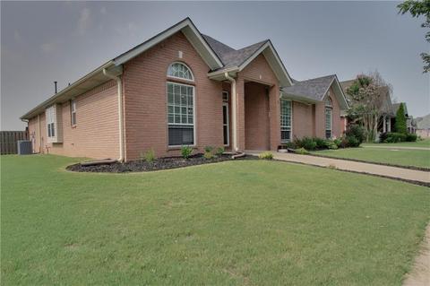 971 June Dr, Springdale, AR 72762 photo 2