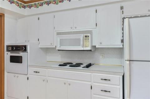 3302 N Pickwick Ave, Springfield, MO 65803 photo 23