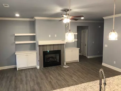 233 Vick Cir, Centerton, AR 72719 photo 5