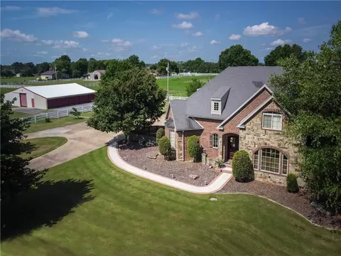 799 Bausinger Rd, Springdale, AR 72762 photo 2