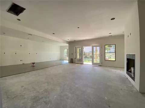 1195 Lyon Loop, Springdale, AR 72764 photo 3