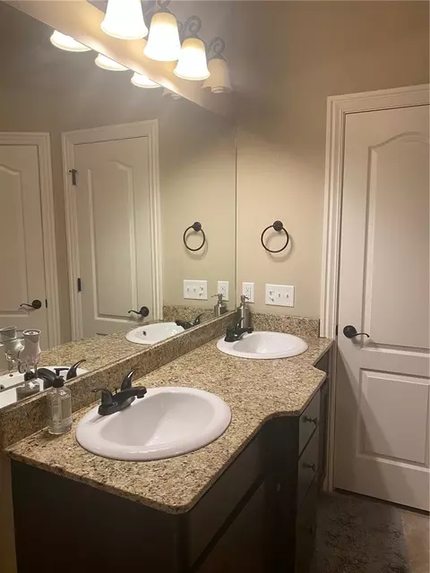 7361 Devonshire Ave, Springdale, AR 72762 photo 12