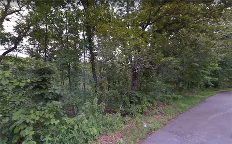 17 Epping Drive, Bella Vista, AR 72714