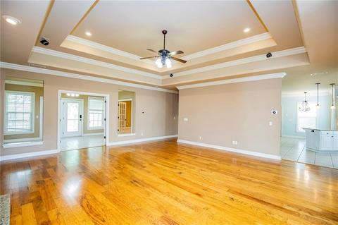 8739 Crest Ln, Springdale, AR 72762 photo 11