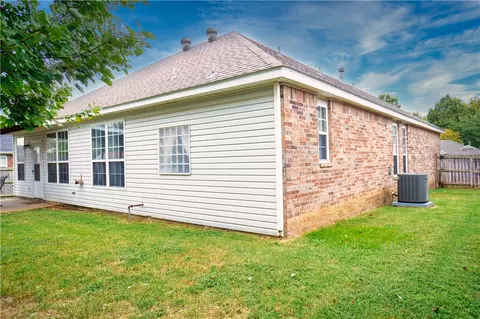 2987 Eagle Crest Cir, Springdale, AR 72762 photo 24