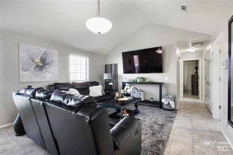 731 Suffolk Cv, Springdale, AR 72764 photo 3