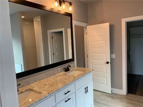 369 Waterfall Ln, Springdale, AR 72762 photo 17