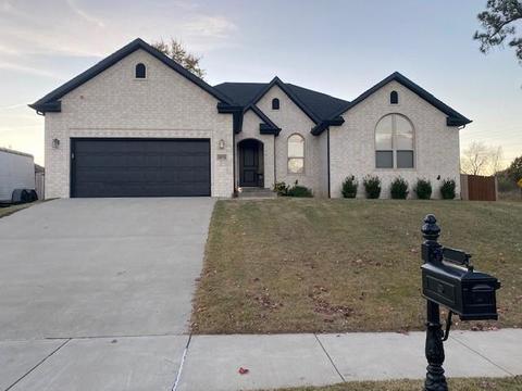 4072 Benjamin Ln, Springdale, AR 72764 photo 1
