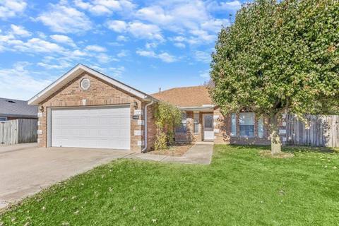 840 Honeysuckle Dr, Centerton, AR 72719 photo 1