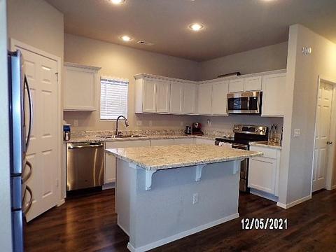 200 E Dyke Rd, Rogers, AR 72758 photo 3