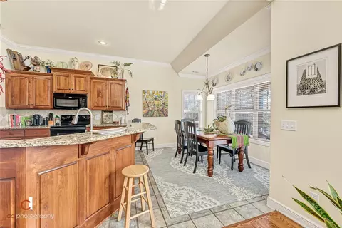 299 Chantilly Ave, Springdale, AR 72764 photo 3