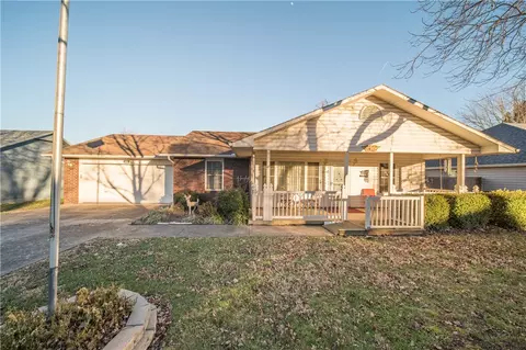250 Stein St, Centerton, AR 72719 photo 1