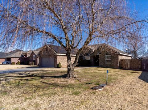 570 Timber Ridge St, Centerton, AR 72719 photo 2