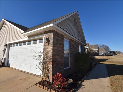 1438 Eastgate Cir, Greenwood, AR 72936 photo 2