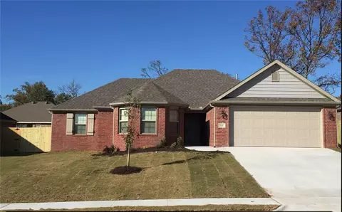 521 Carlson St, Centerton, AR 72719 photo 1