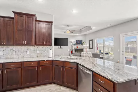 551 Lancaster Rd, Centerton, AR 72719 photo 8