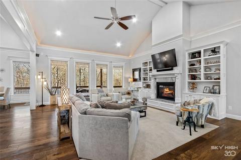 3200 Laurel Cir, Centerton, AR 72719 photo 1