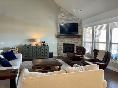 3010 Laurel Cir, Centerton, AR 72719 photo 3