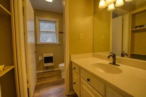 69 E Bluff Rd, Eureka Springs, AR 72631 photo 21