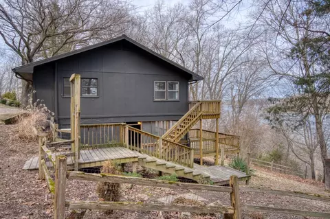 69 E Bluff Rd, Eureka Springs, AR 72631 photo 22