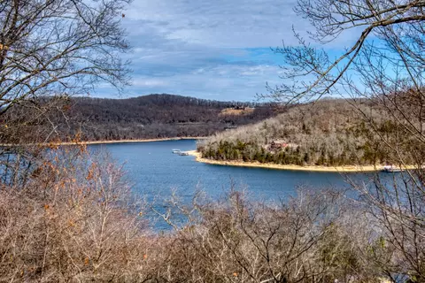 69 E Bluff Rd, Eureka Springs, AR 72631 photo 4
