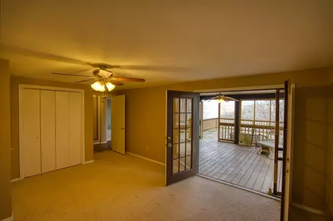 69 E Bluff Rd, Eureka Springs, AR 72631 photo 24
