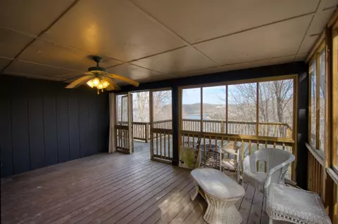 69 E Bluff Rd, Eureka Springs, AR 72631 photo 12