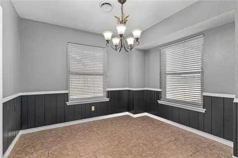 1406 Strozier Ct, Barling, AR 72923 photo 7