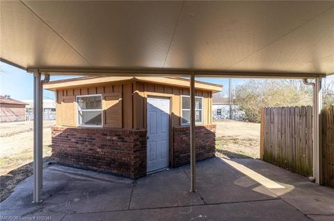 1406 Strozier Ct, Barling, AR 72923 photo 15