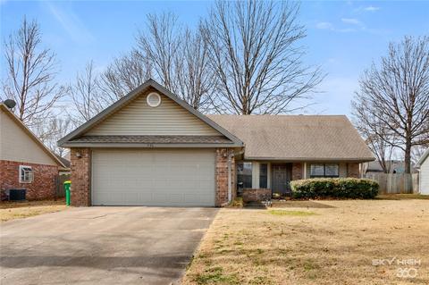 3420 Brian St, Springdale, AR 72764 photo 1