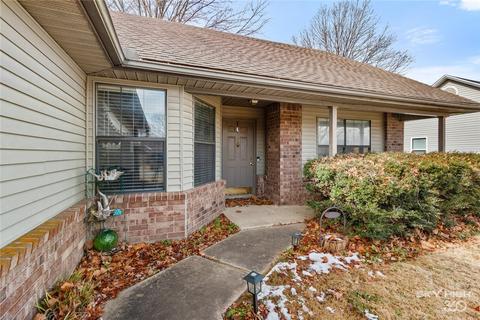 3420 Brian St, Springdale, AR 72764 photo 4