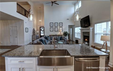 1060 Silver Maple St, Centerton, AR 72719 photo 9