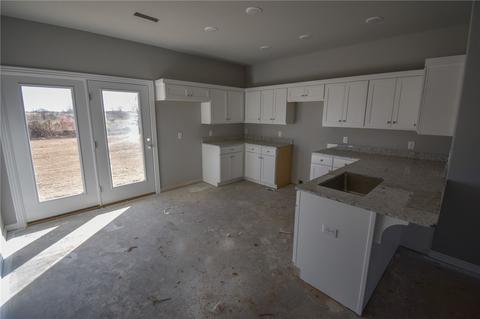231 Williams Ct, Centerton, AR 72719 photo 4