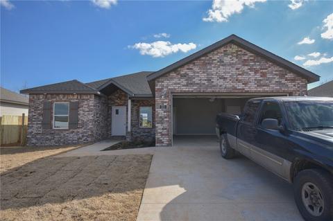 321 Williams Ct, Centerton, AR 72719 photo 2