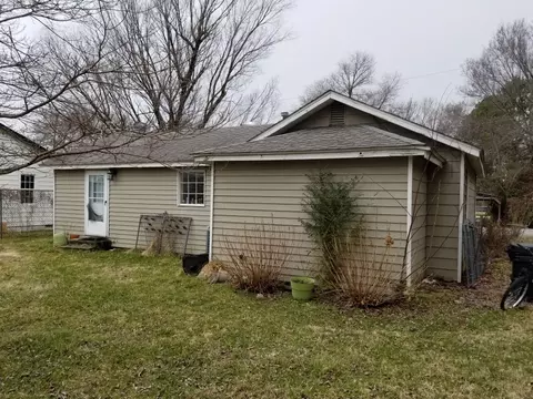 306 Ruby St, Springdale, AR 72764 photo 2