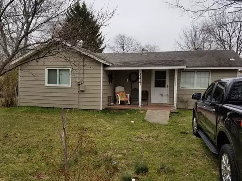 306 Ruby St, Springdale, AR 72764 photo 1