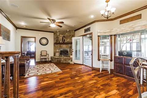 841 Bausinger Rd, Springdale, AR 72762 photo 6