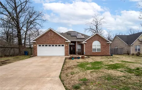 509 Comanche Dr, Gentry, AR 72734 photo 1