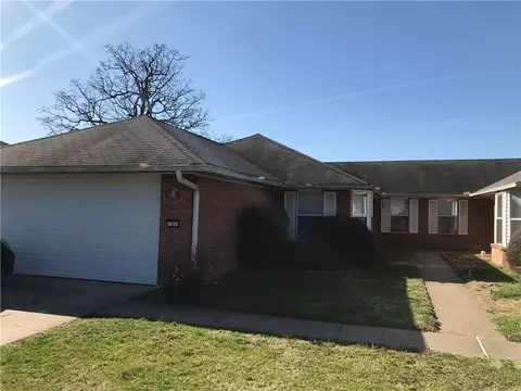 3103 A B Adrian Ave, Springdale, AR 72764 photo 2