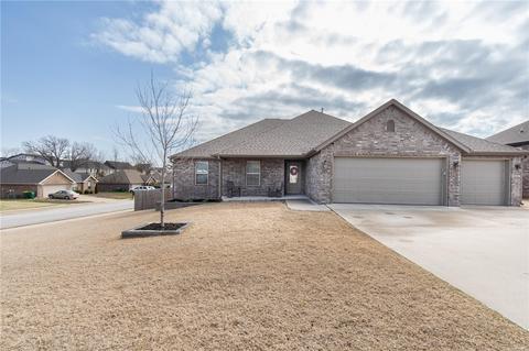 511 Keswick Dr, Centerton, AR 72719 photo 2