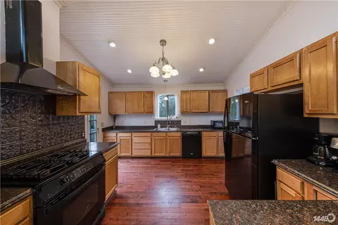 155 S Centennial Ave, West Fork, AR 72774 photo 6