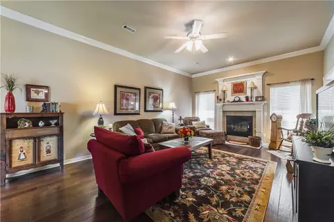 3436 Eaglecrest Cir, Springdale, AR 72762 photo 8
