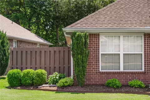 3436 Eaglecrest Cir, Springdale, AR 72762 photo 3