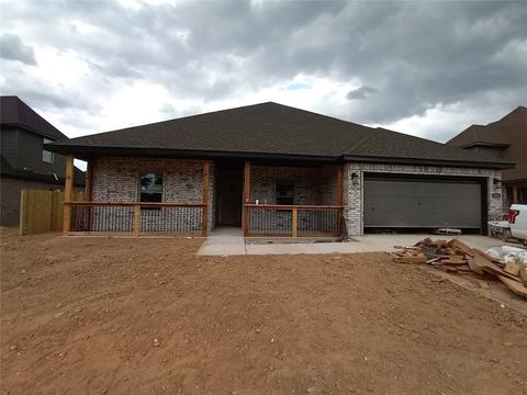 301 Ryder, Gentry, AR 72734 photo 1