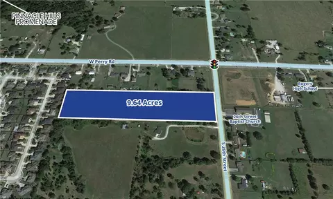 2428 S 26th St, Rogers, AR 72758 photo 2