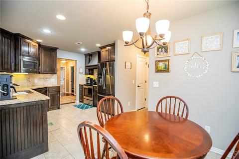 802 E Asher Dr, Rogers, AR 72758 photo 9